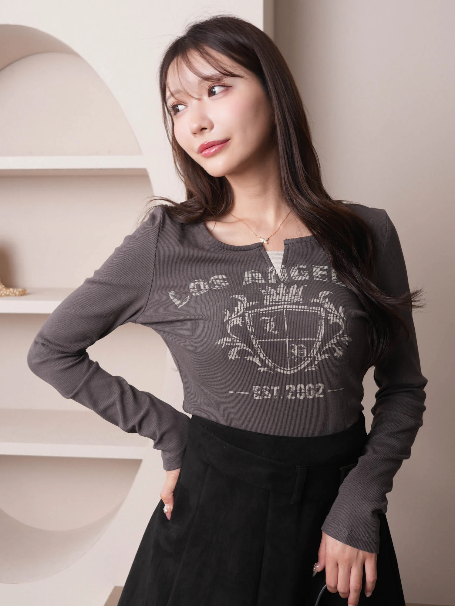 LIP SERVICE（リップサービス）｜ レトロプリントカットトップス