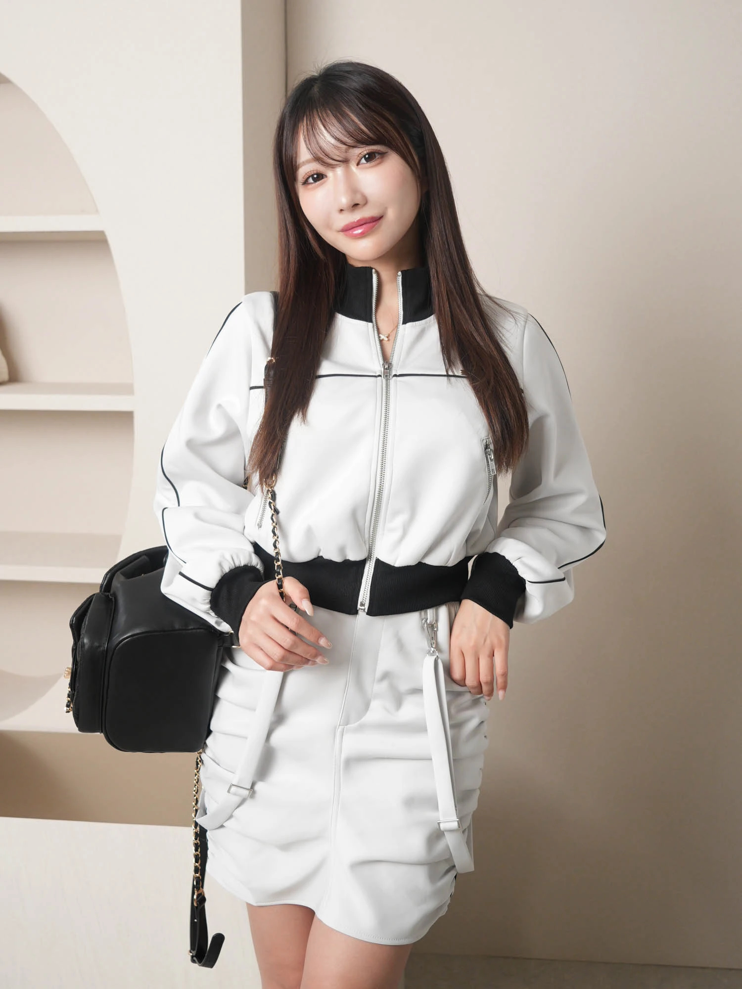 LIP SERVICE（リップサービス）｜ サイドラインギャザートラック