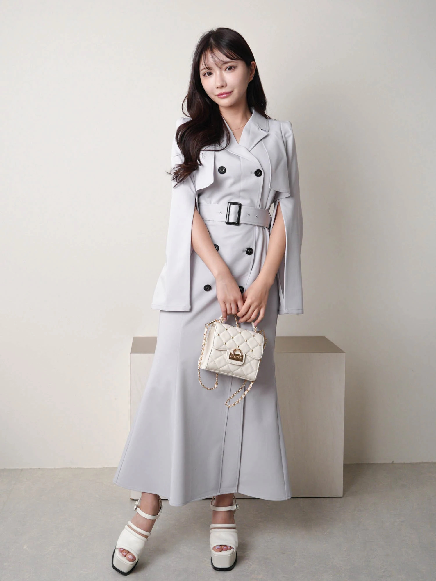 LIP SERVICE（リップサービス）｜ スリットスリーブトレンチマーメイド