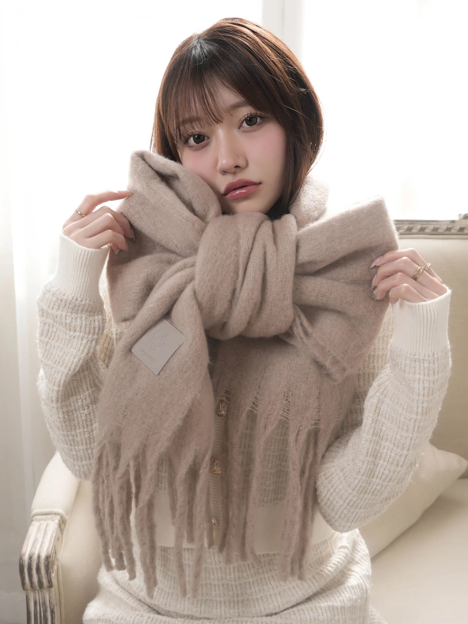 LIP SERVICE（リップサービス）｜ レザータグマフラー アイテムの詳細