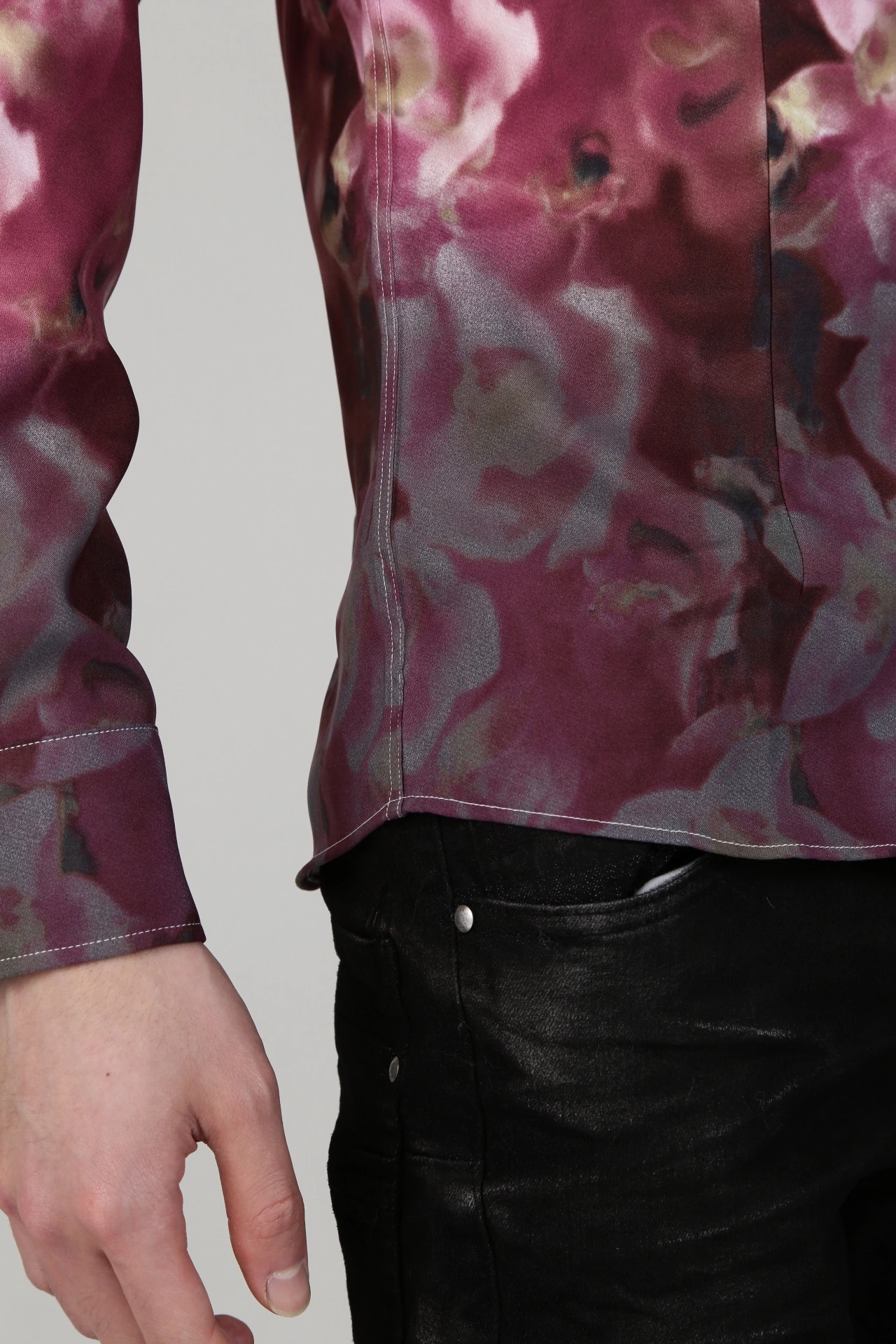 TORNADO MART∴ブラーリーフラワープリント / TORNADO MART