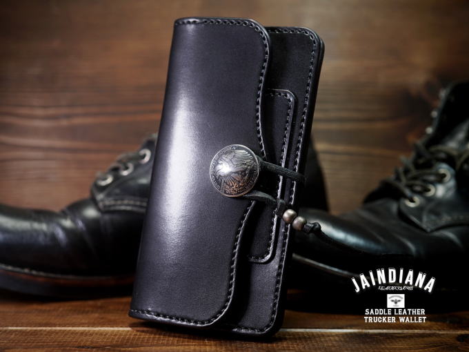 TRWE-B 定番ブラックサドルレザーのトラッカーウォレット