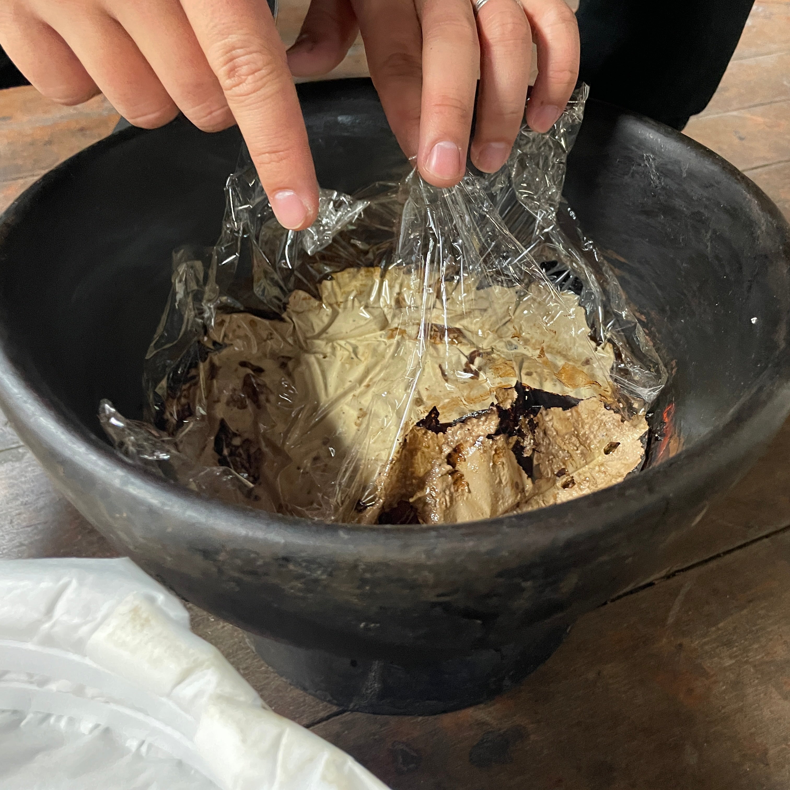 輪島塗 お椀 | てのひら | 朱 | 田谷漆器店【ご納品まで約1年】