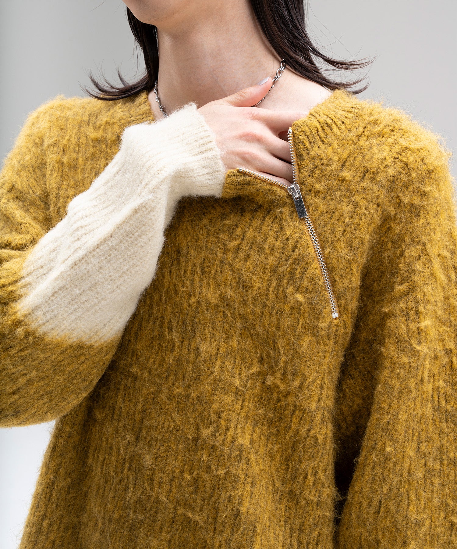 Zip Shaggy V-neck Knit – Jent Louis