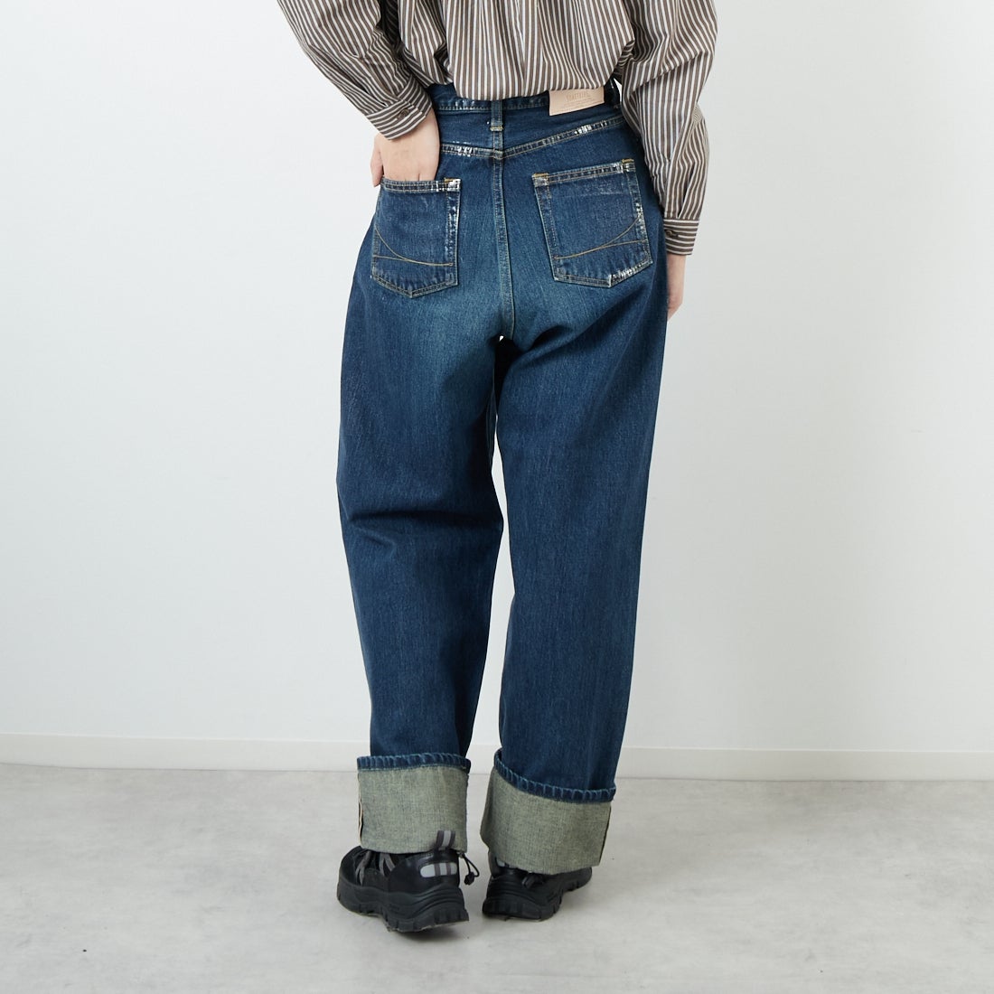 SOMETHING [サムシング] スーパーハイライズワイドストレートデニム