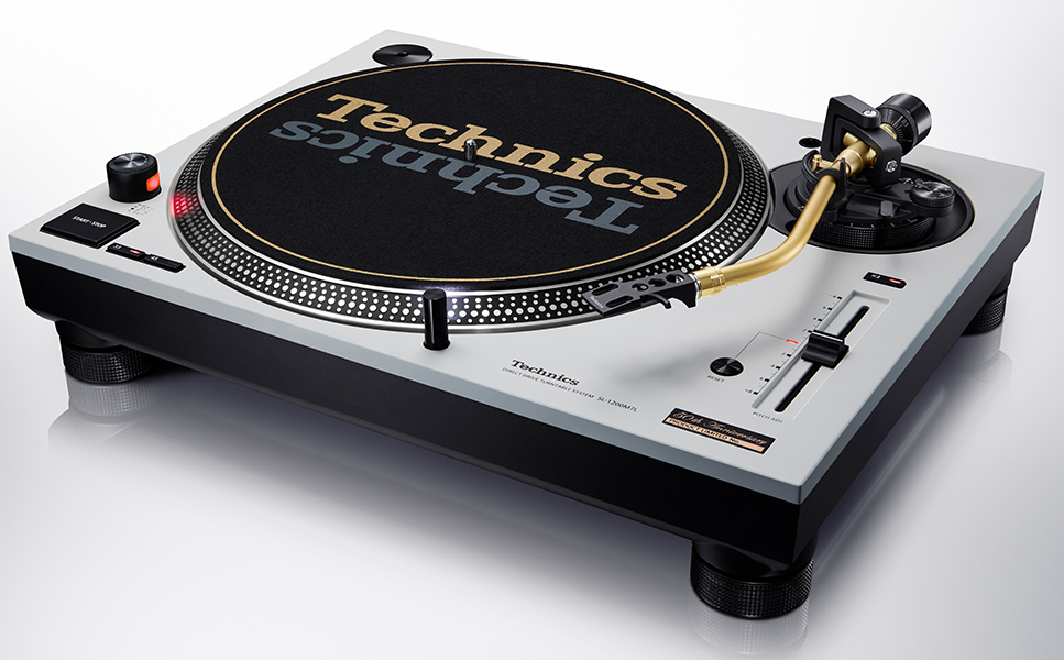 □即決Technics SL1200 MK3白:カスタム ☆ A.Technica110E:New