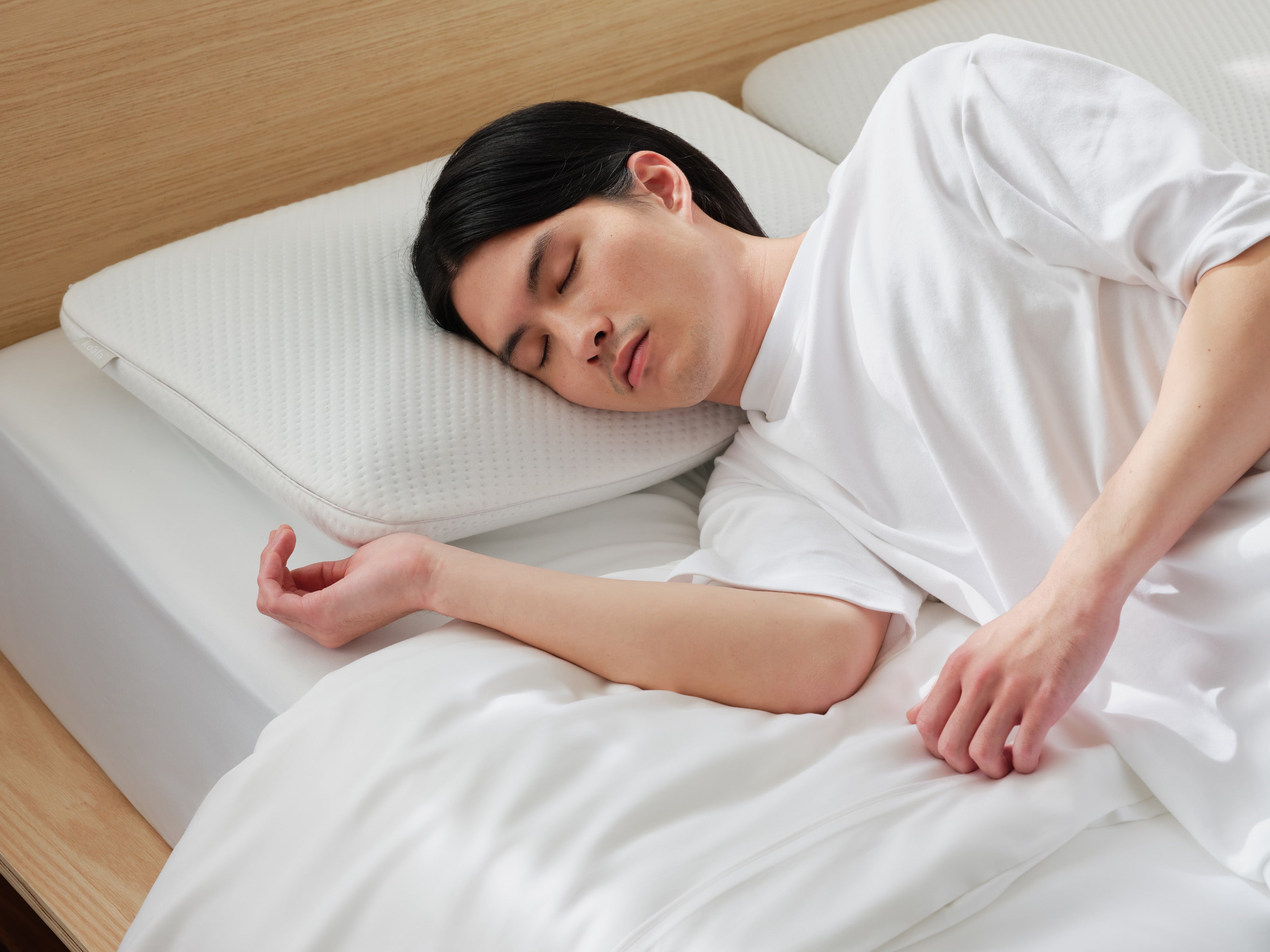 硬めの枕が好みの方へ｜夢中になる弾力と厚みのコアラピロー – コアラ