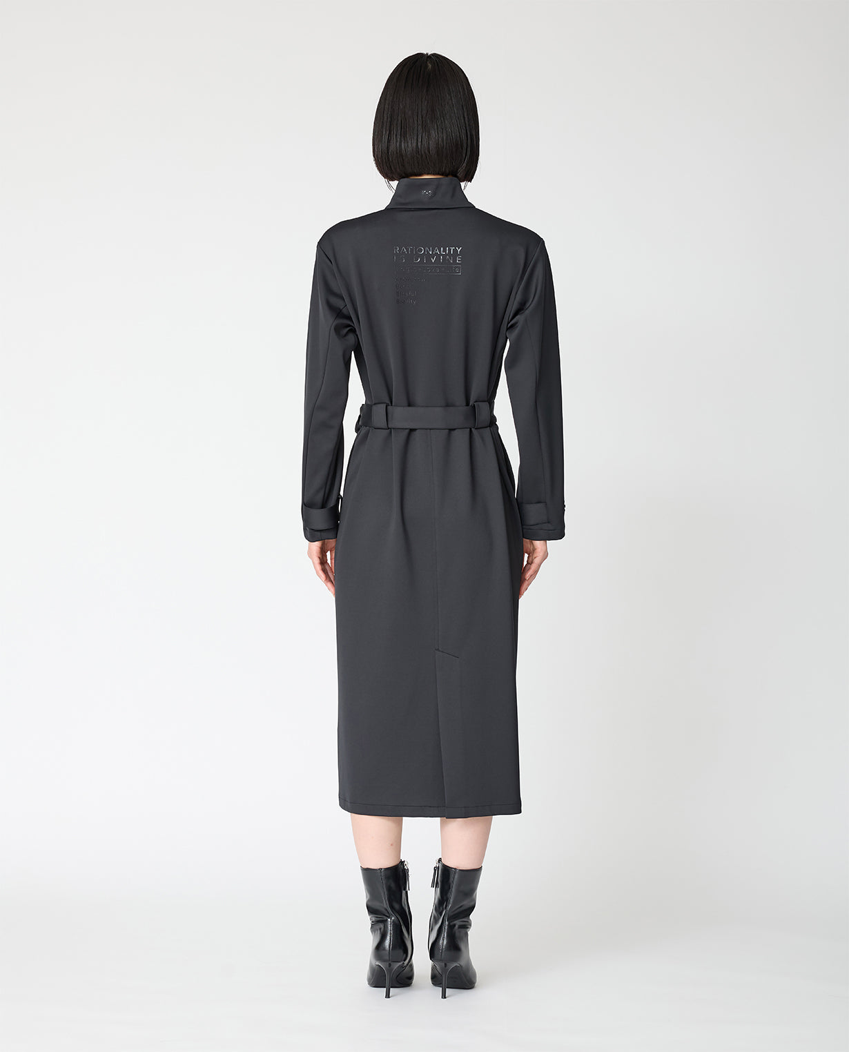 0202_D ダンボールニット ベルト付きZIP UPワンピース (ブラック) – K