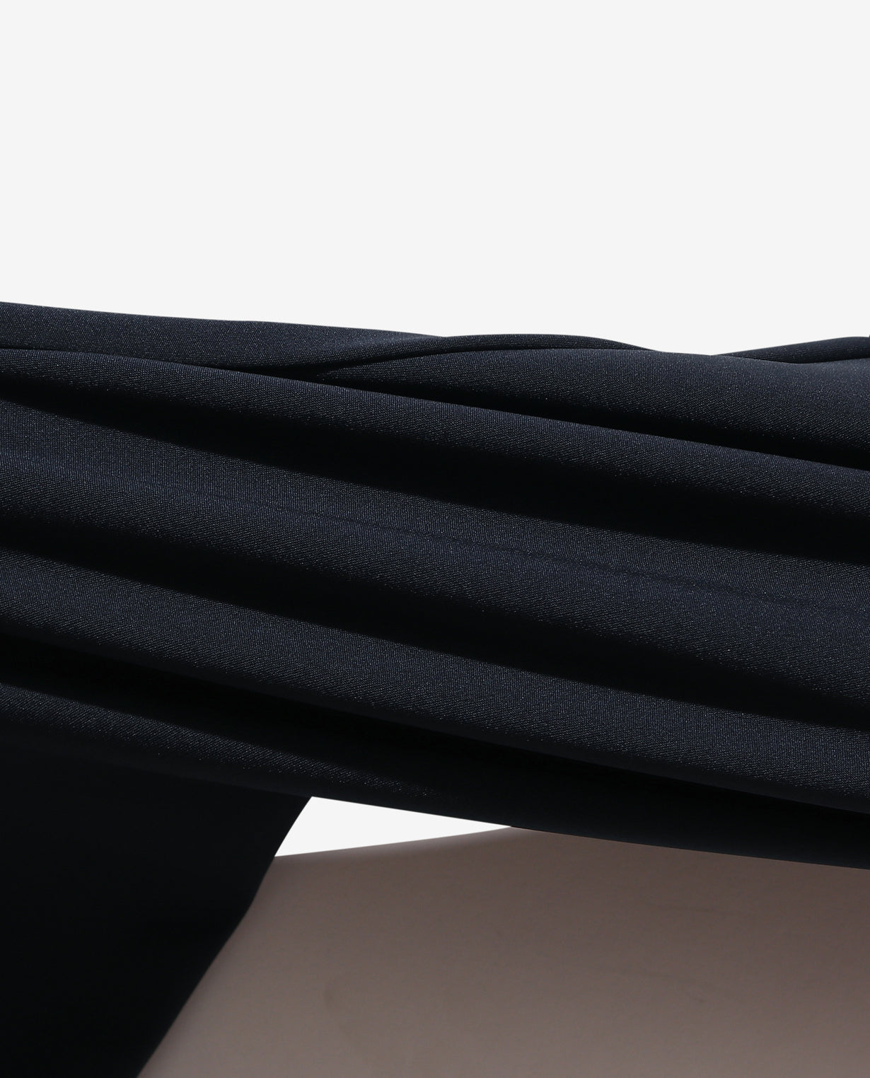 107_N 24HR-WEARABLE テーパードパンツ (カーボンネイビー) – K-3B