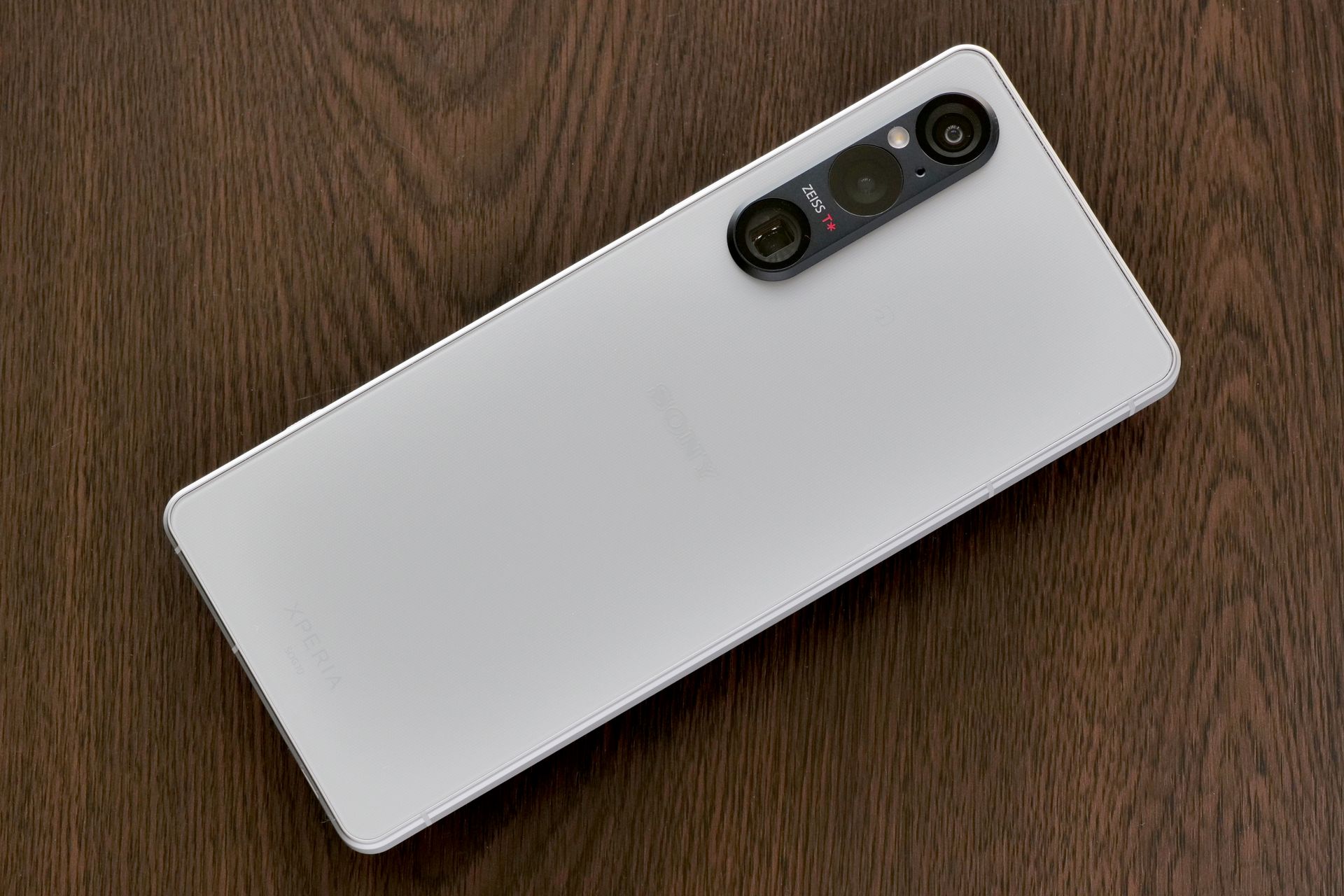 ソニー「Xperia 1 V」、新センサーの写りに驚いた！ - ケータイ Watch