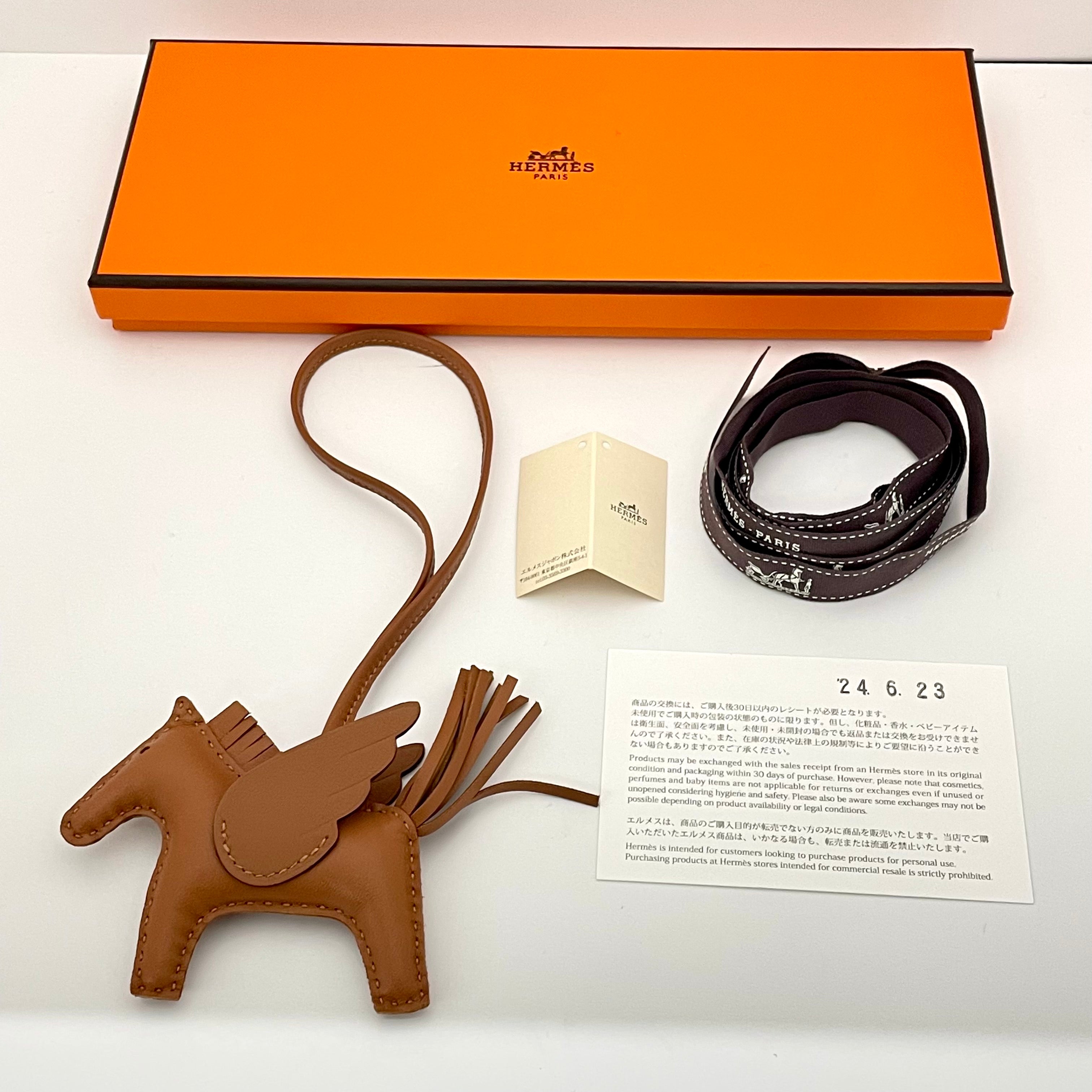 送料無料】HERMES （エルメス） ロデオ ペガサス PM チャーム ゴールド