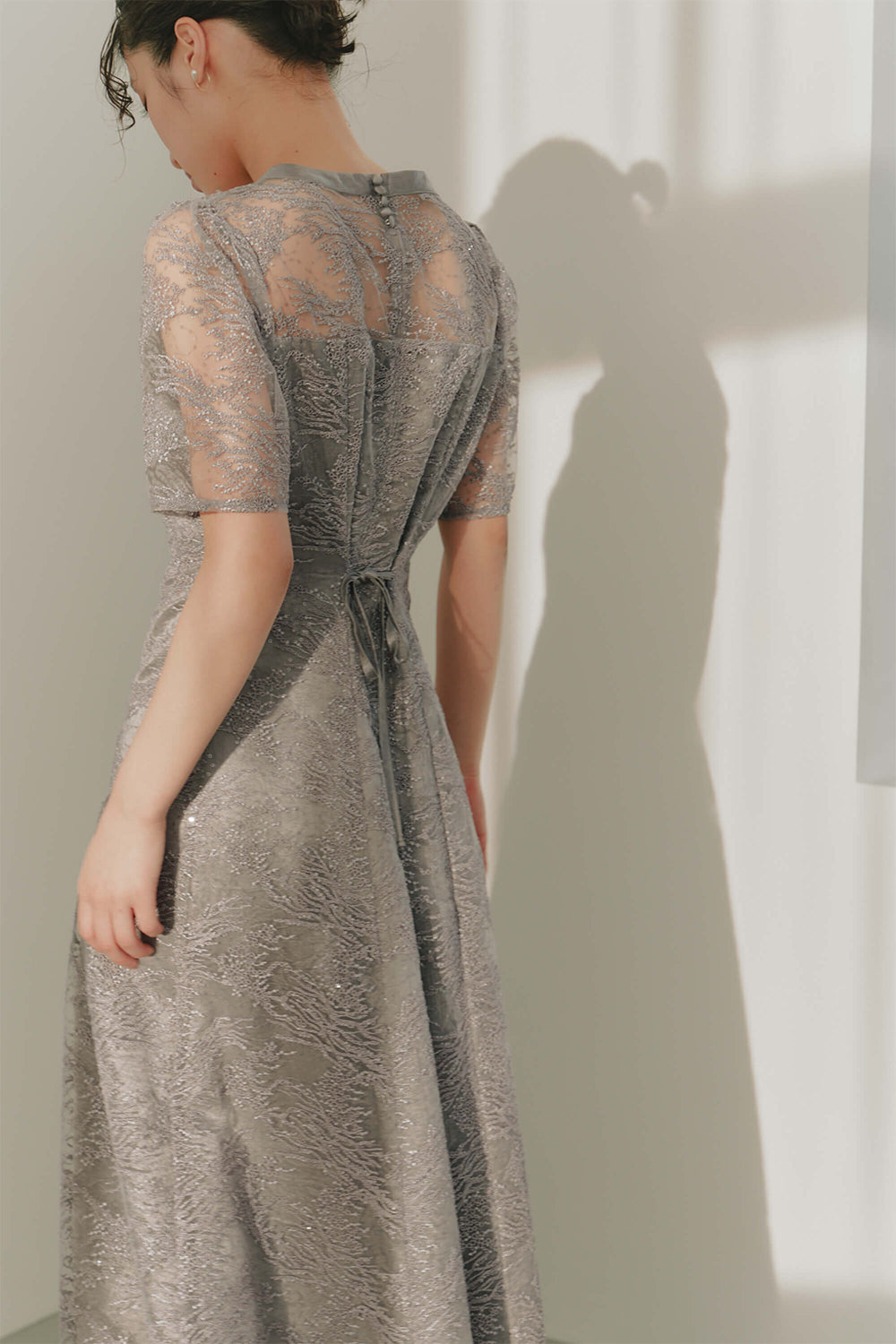 kaene公式オンラインストア シャイニーエンブロイダリーレースドレス