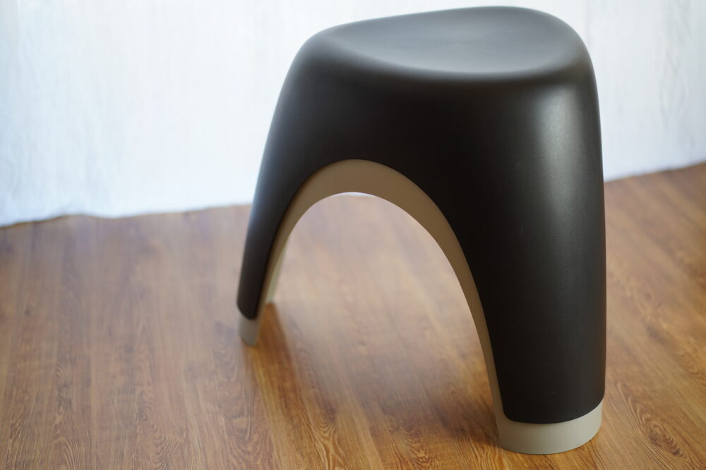 レビュー】これで1万円台！？柳宗理のエレファントスツールは生涯の友