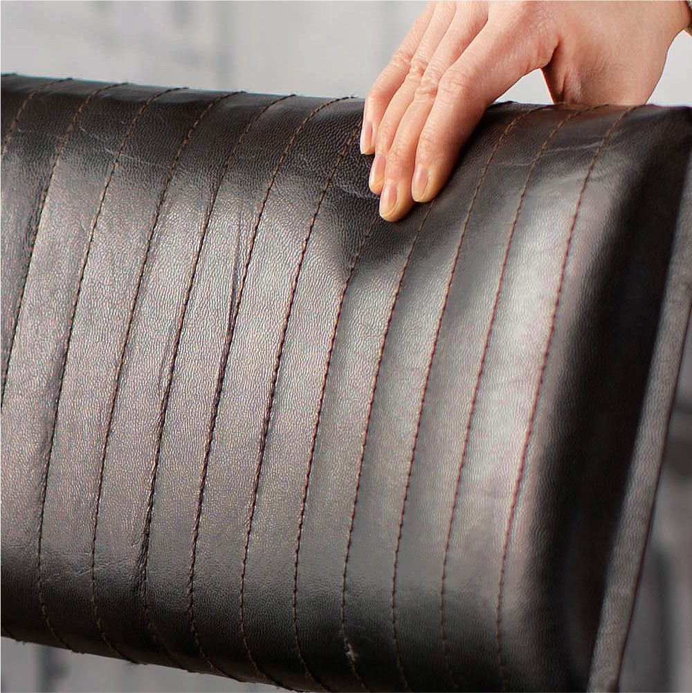 アイアンレザーアームチェア ナーリヤル 家具の製造・販売 友安製作所