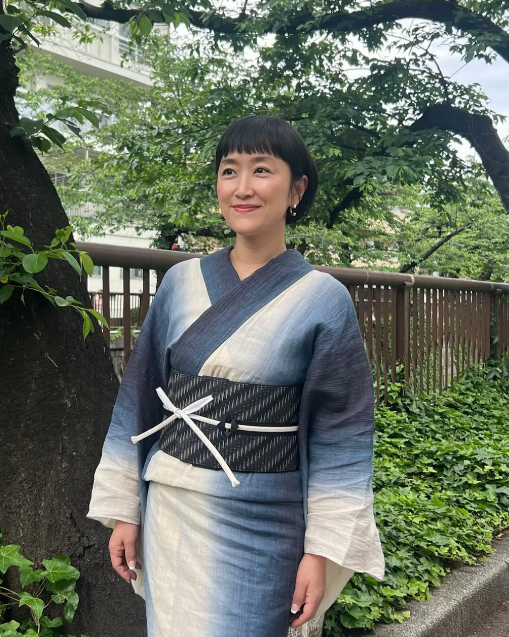 着物｜近江縮｜グラデーション 生成り〜紺｜SLADKY