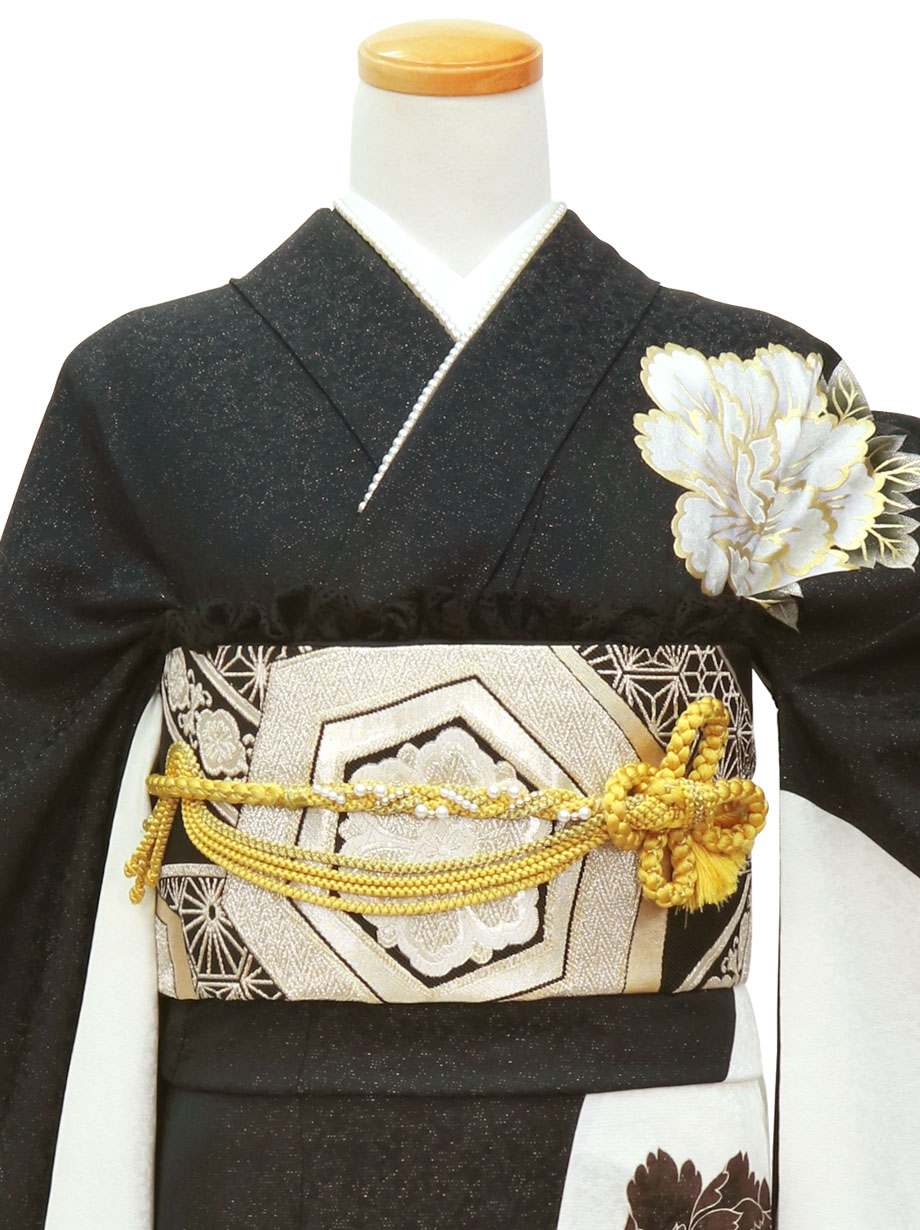 黒と白地に金糸の牡丹の振袖／標準サイズ | 宅配着物レンタルの京都か