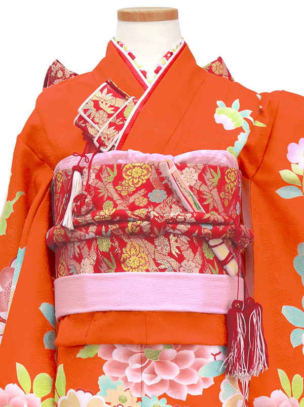 オレンジ地に牡丹づくしの着物（ピンク）／七五三・七歳女の子 | 宅配
