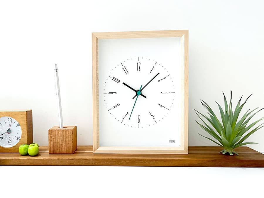 km-147_dual_use_clock_10