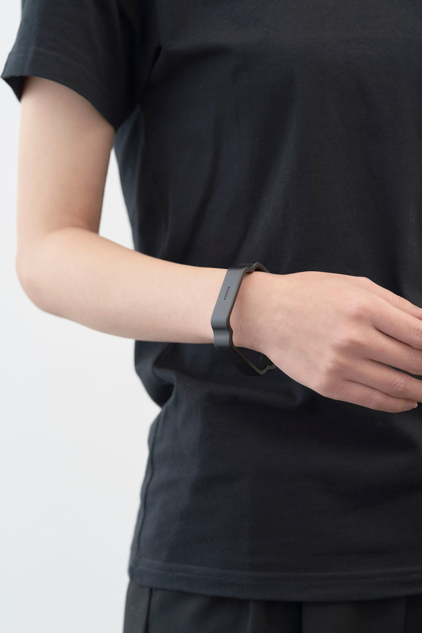 Mokko｜Bangle H14 ブラック｜木瓜（もっこう）｜バングル｜北海道旭川