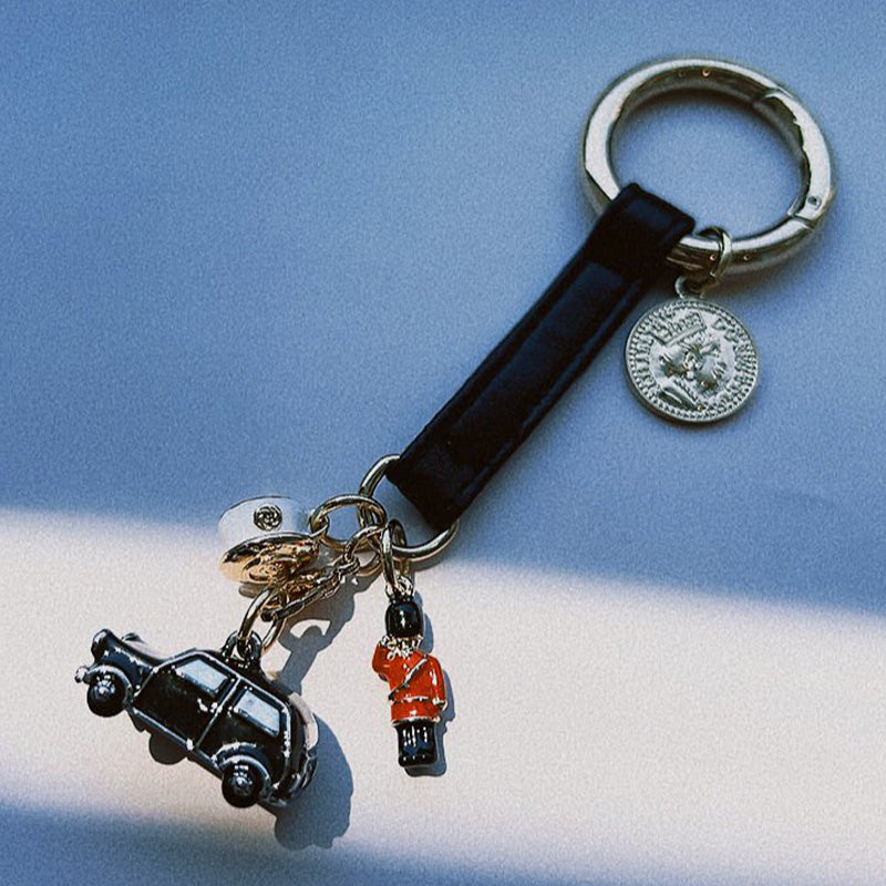 チャーム 近衛兵 レッド/G – 貴和製作所オンラインストア