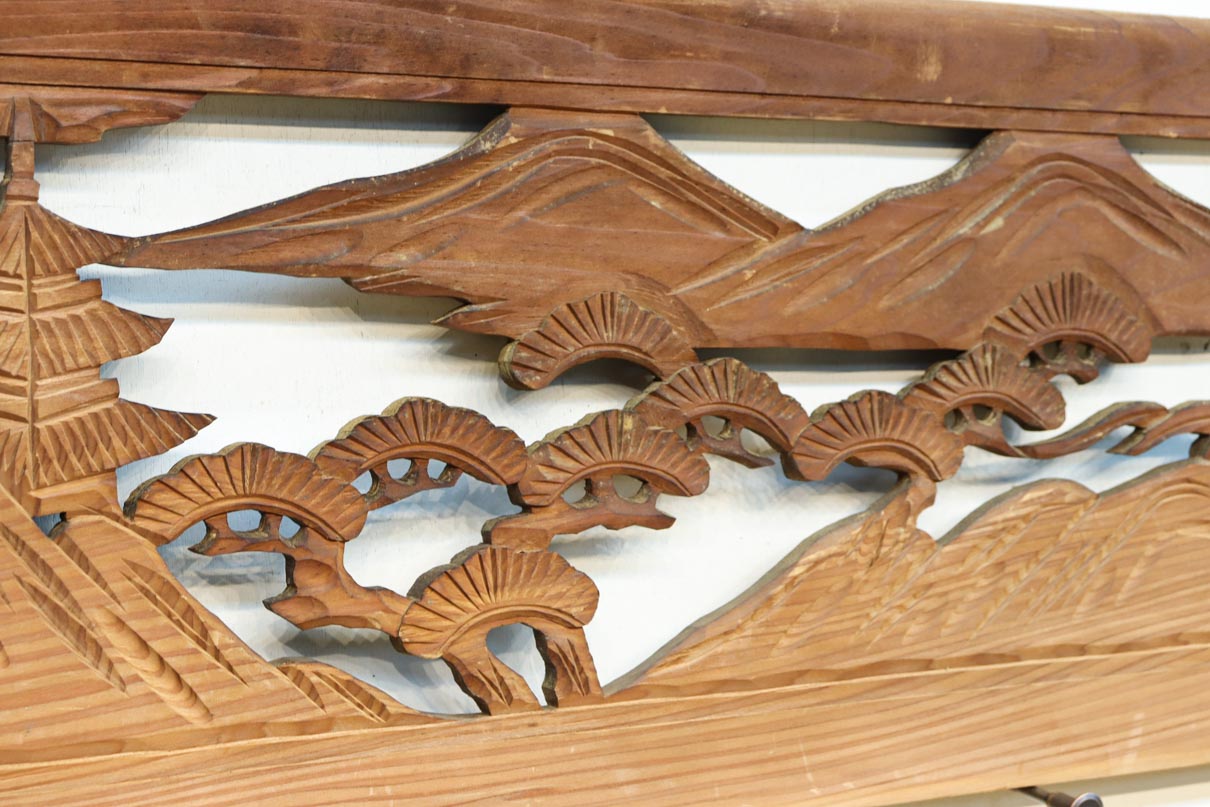 穏やかな風景が広がる彫刻欄間素材 EZ2877 在庫1枚 – 古福庵