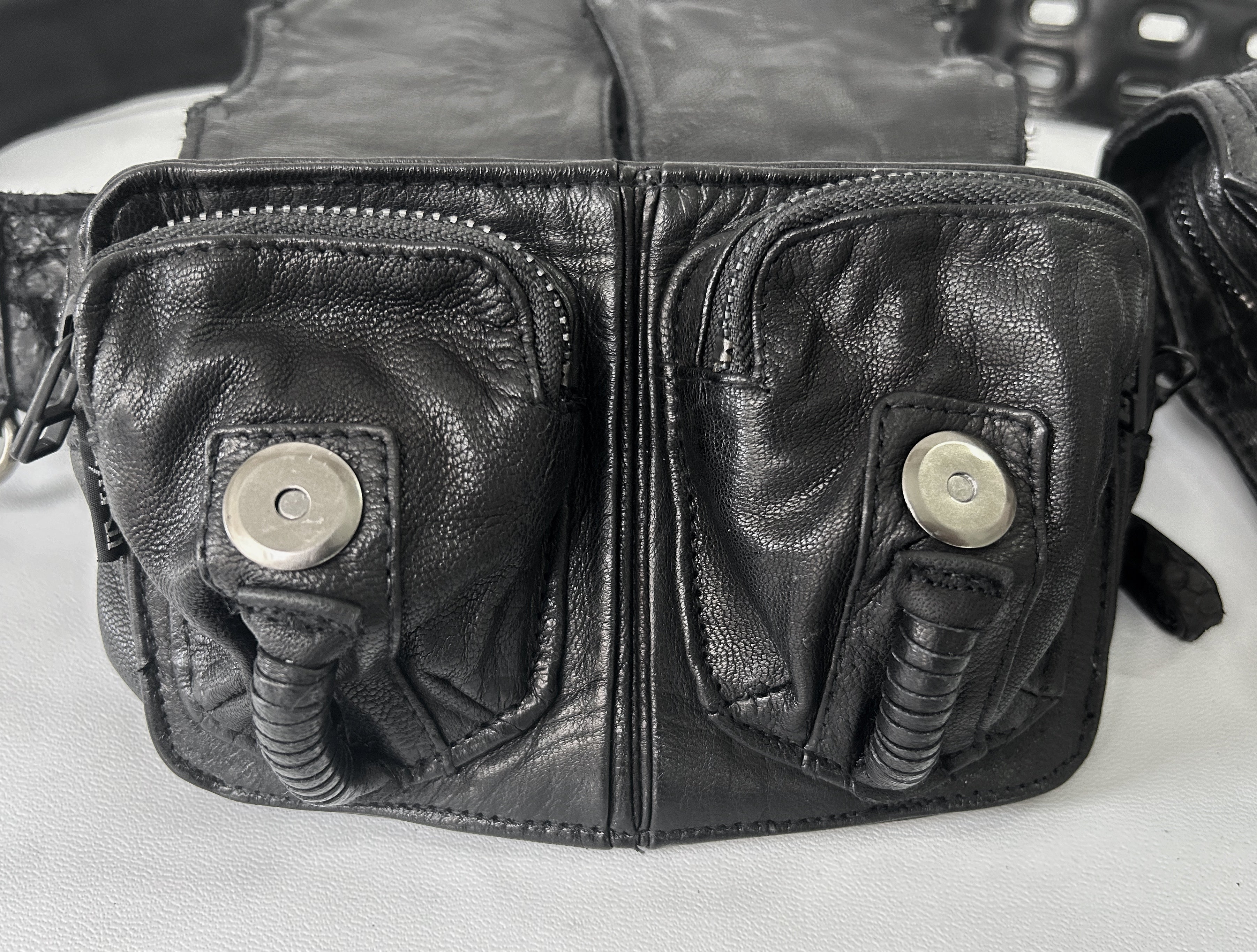 KMRii ケムリ KB-Scorpion レザー バッグ ウエスト ポーチ ボディ