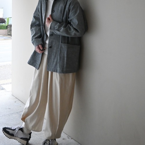 何本も欲しくなる！一年中使えるドローストリングパンツ | 暮らしと