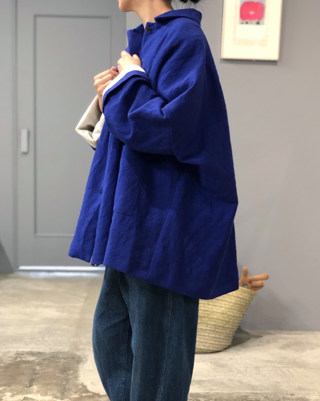 Aラインにポワンと広がる「アプントビー」のジャケット | 暮らしと