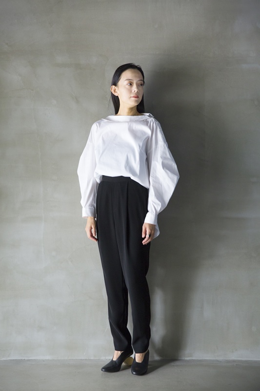 リピートする人が続出！「エンフォルド」のジョッパーズパンツ