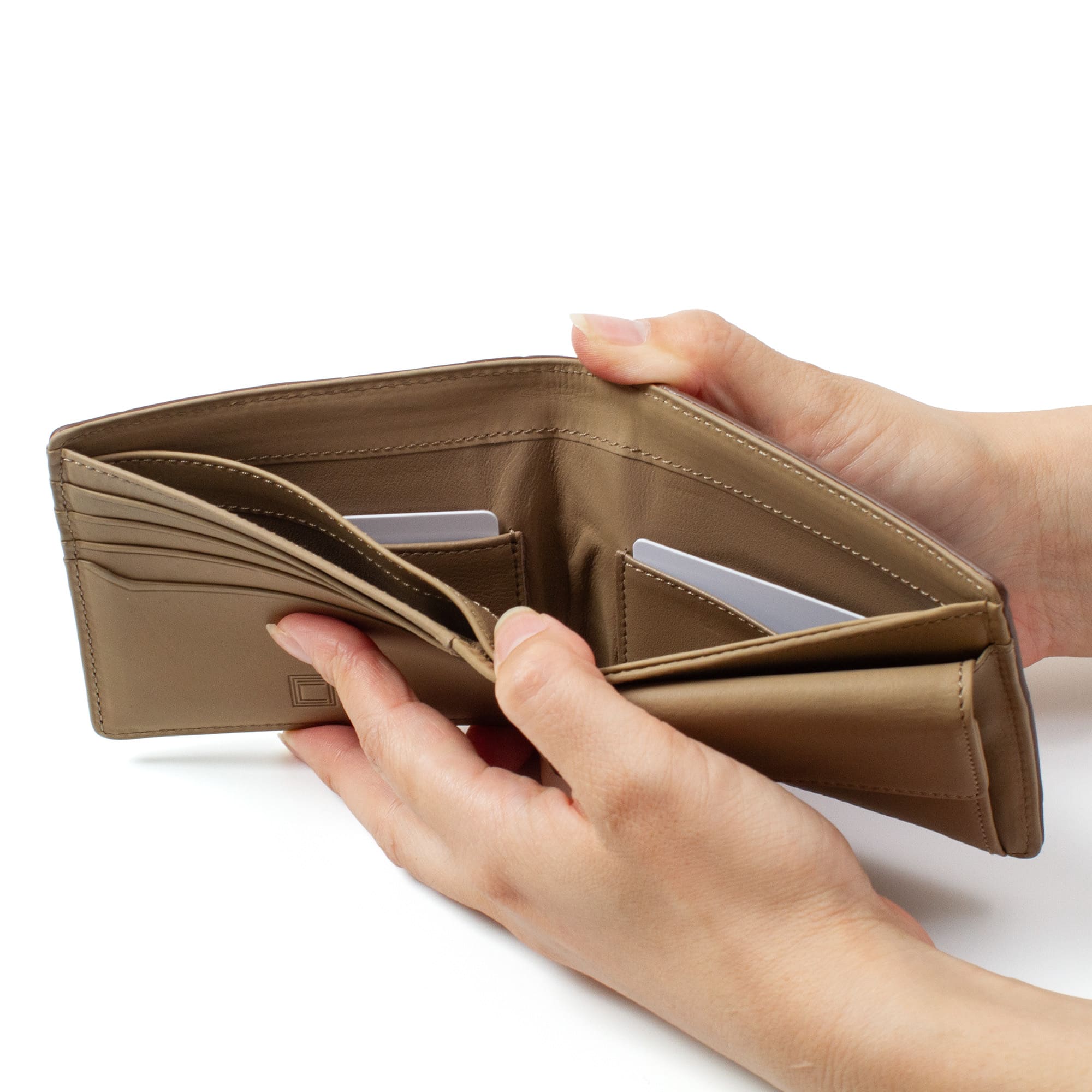 公式】 レザークラフトカンパニー 二つ折りウォレット Sebek ワニ革