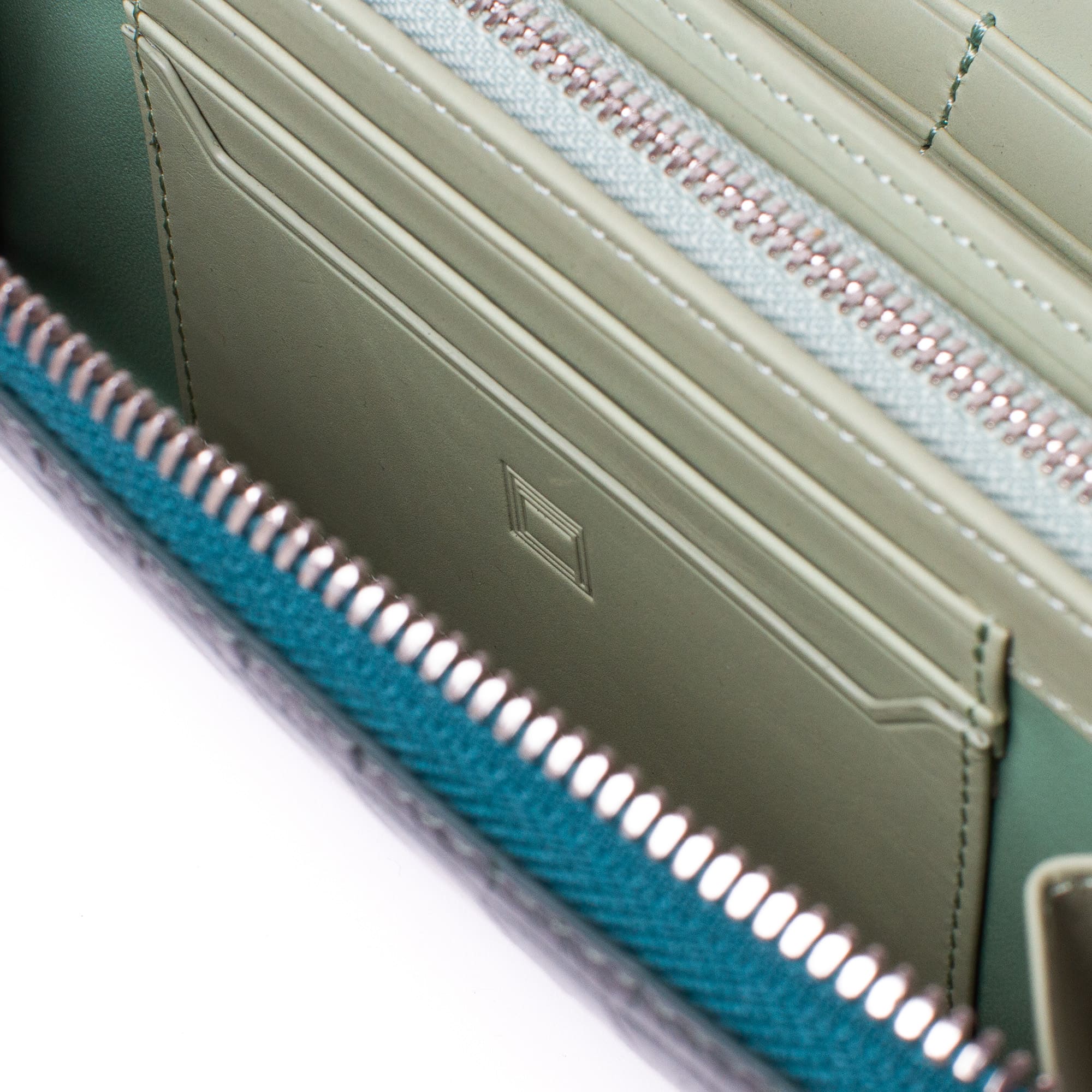 公式】 レザークラフトカンパニー ロングウォレット Sebek ワニ革