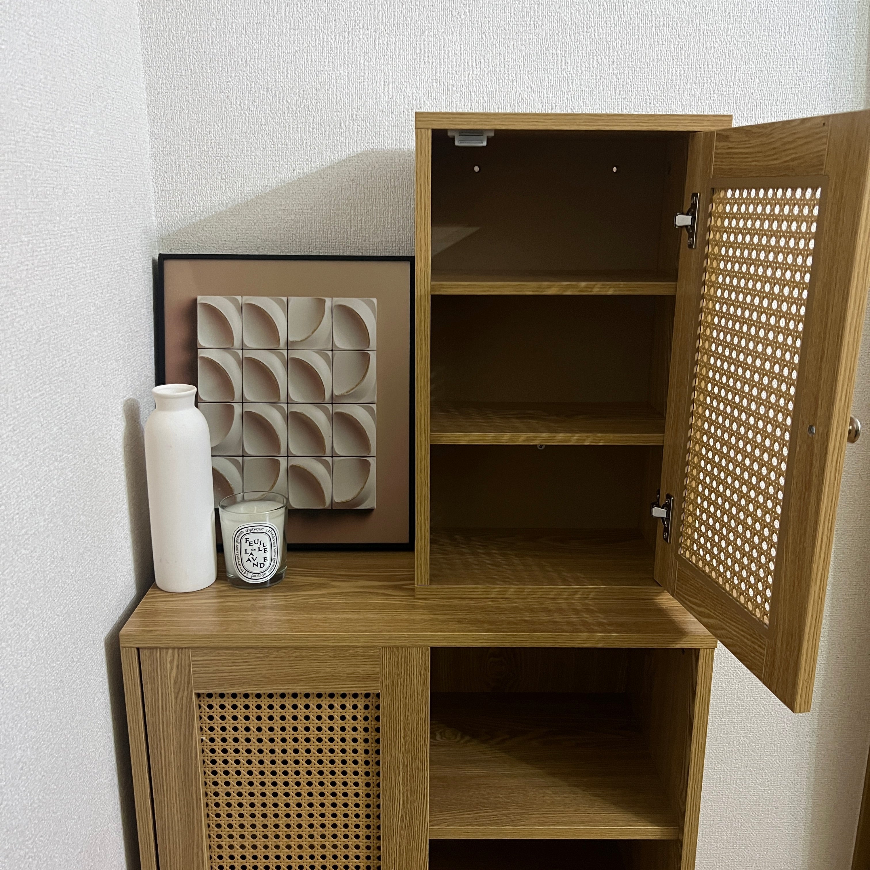 Cane Weave Cabinet (2size) ラタンの扉が目を引く、ナチュラル