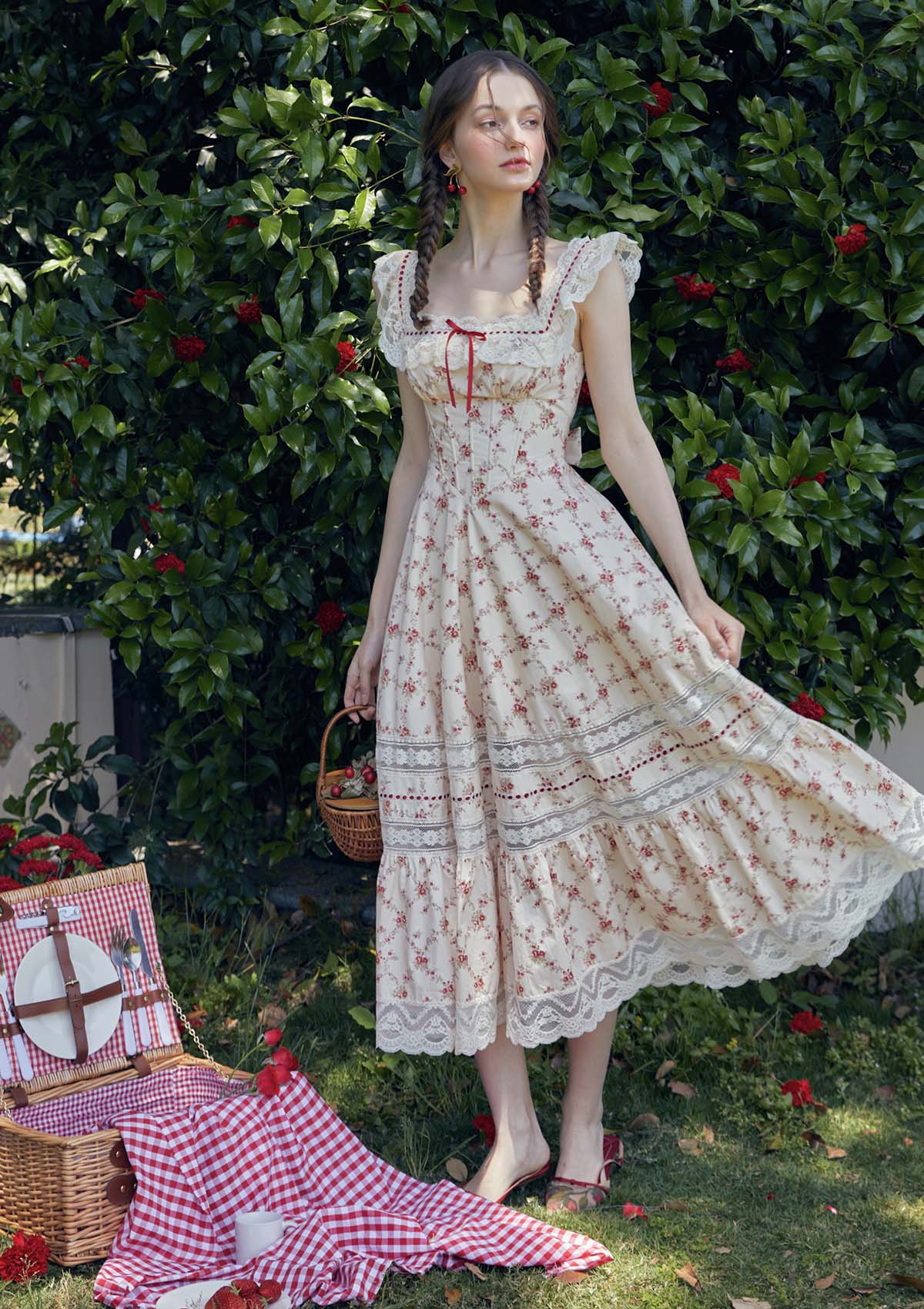 個人デザイナーのお洋服ブランド｜女性用コルセット｜LaceMade