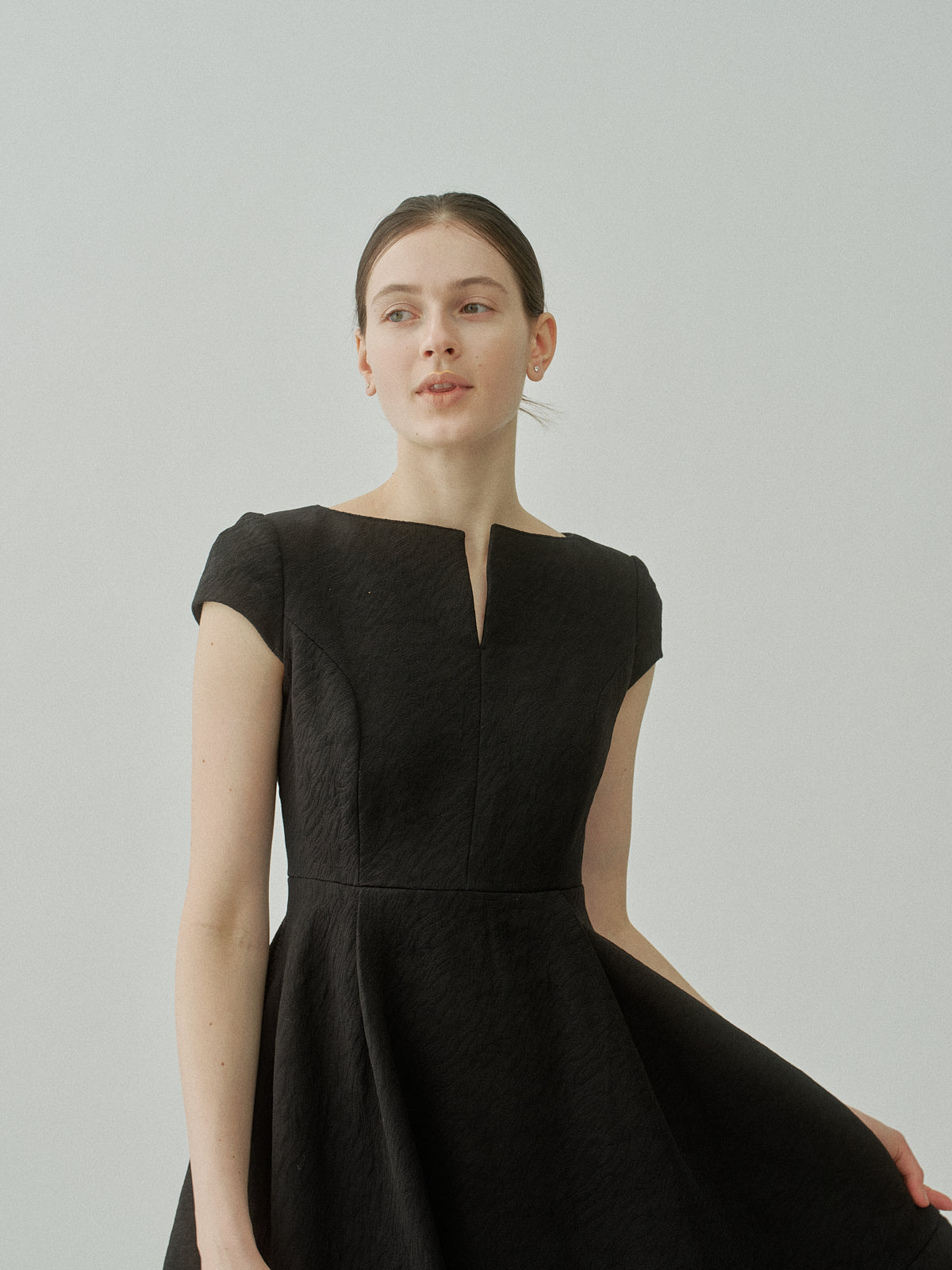 Keyneck Jacquard Dress – L'AUBE BLANC