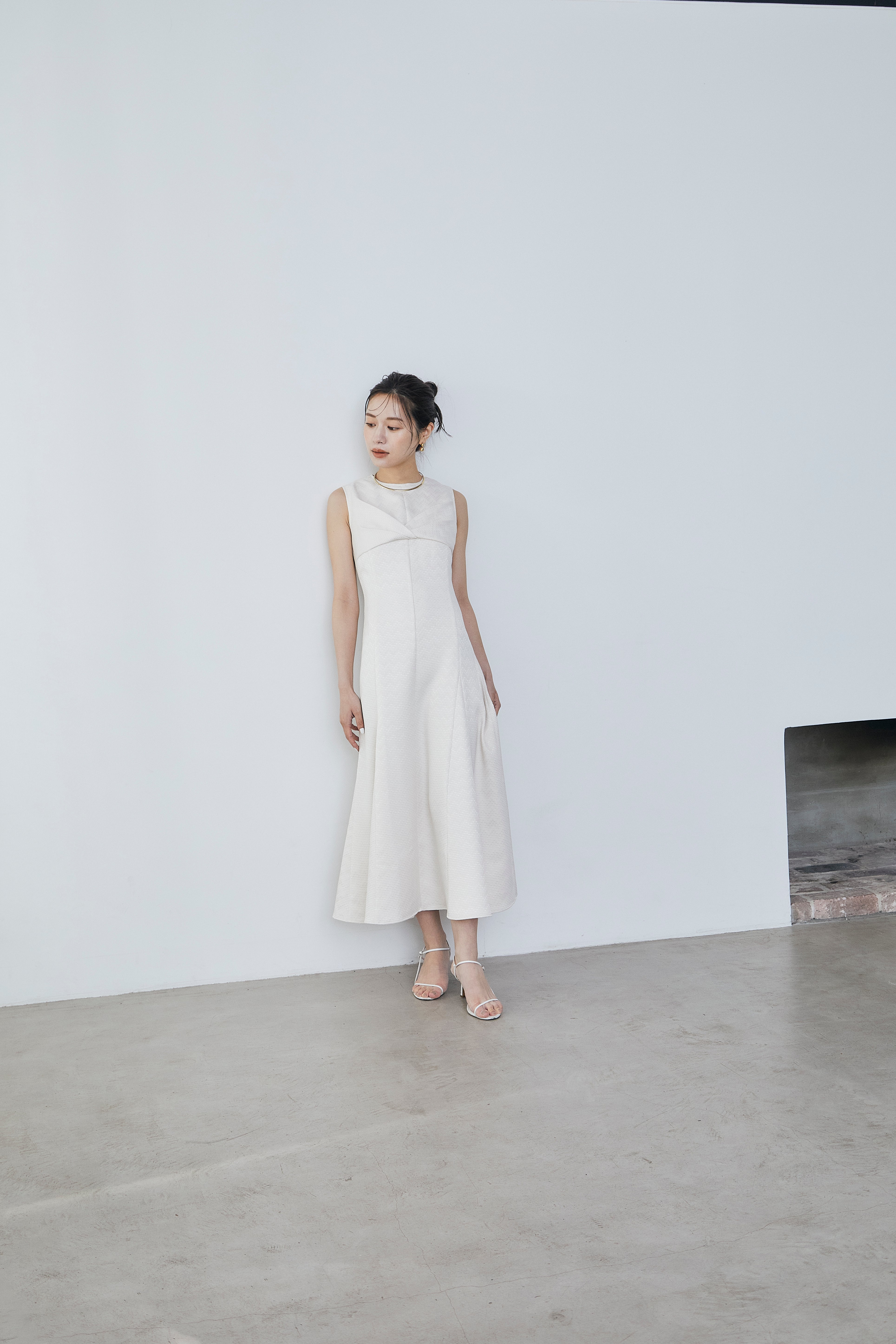 再入荷】Front drape jacquard Dress – L'AUBE BLANC