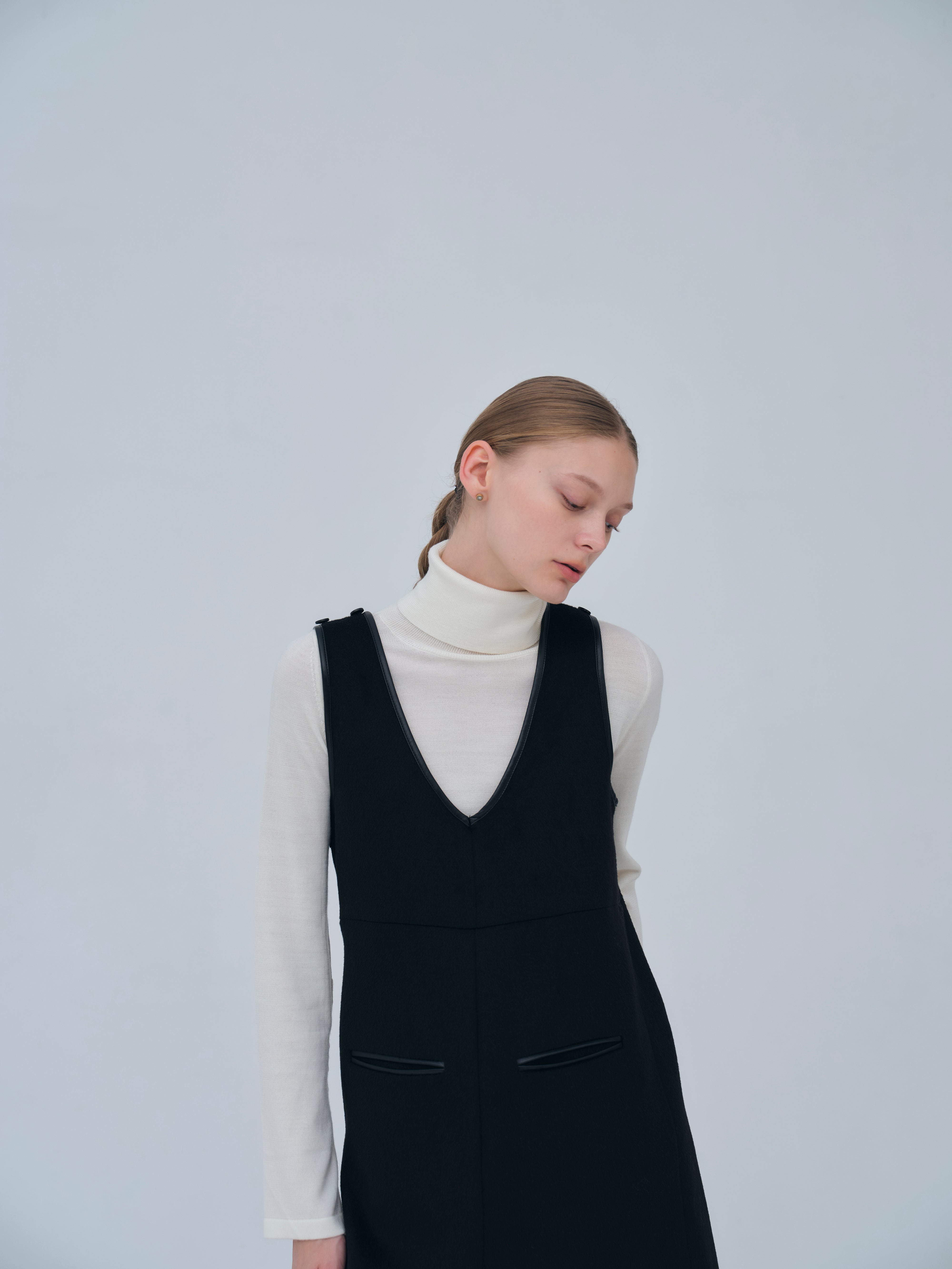 Leather Trimmed Wool Jumper Dress – L'AUBE BLANC