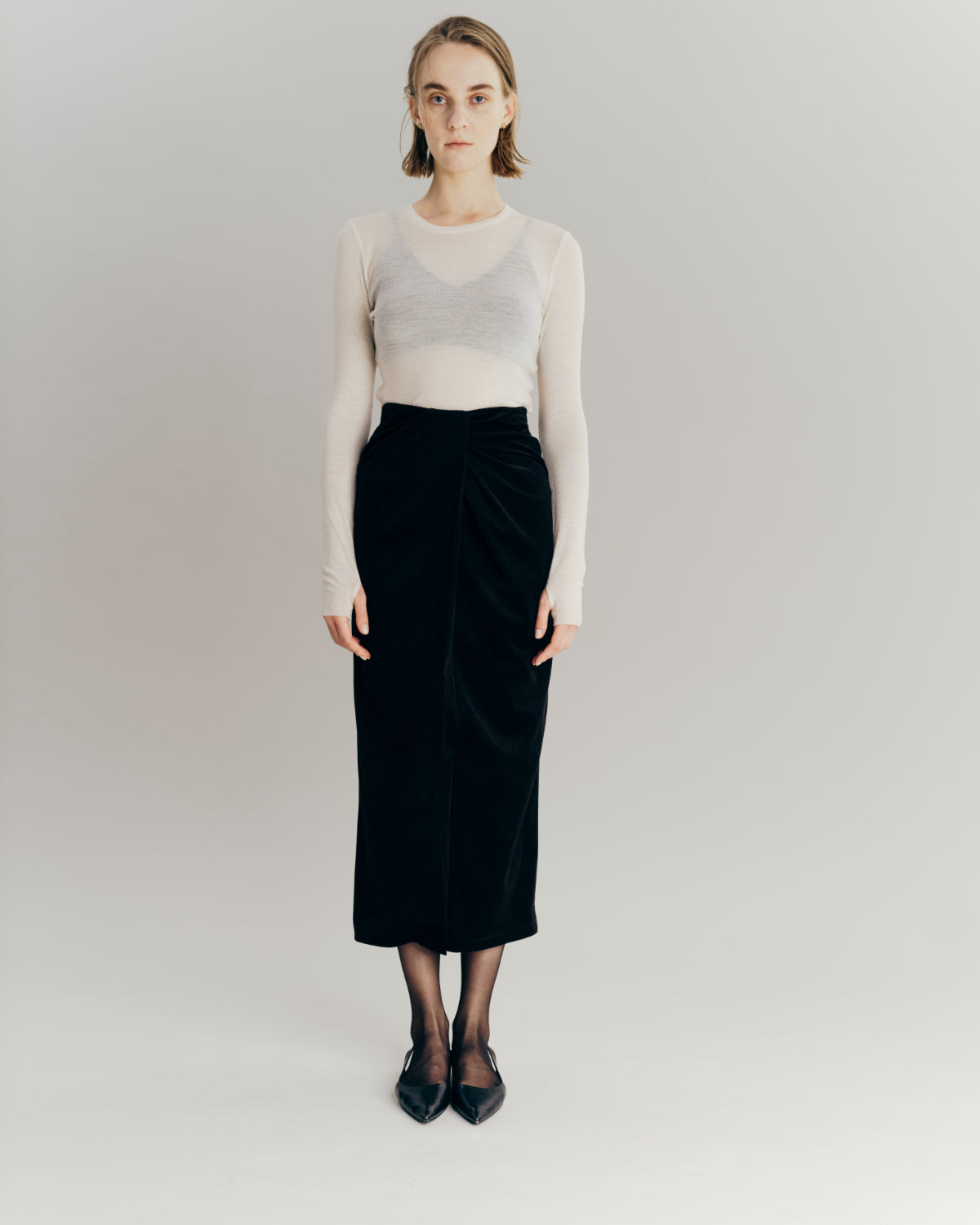 再入荷】Velvet Pencil Skirt – L'AUBE BLANC
