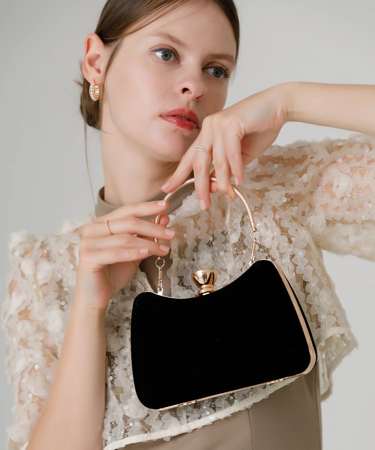 0769.jpg?crop=center&height=