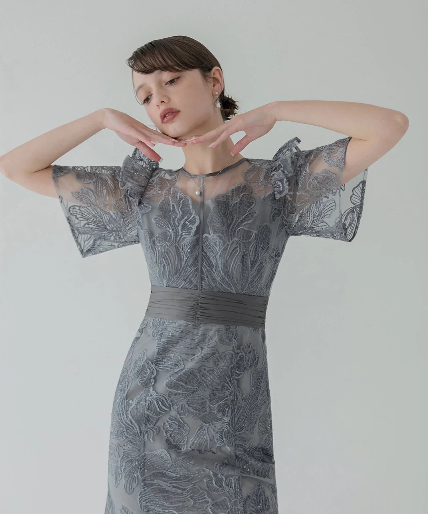 一部当日発送】フラワーレースシアーフリルマーメイドワンピース結婚式