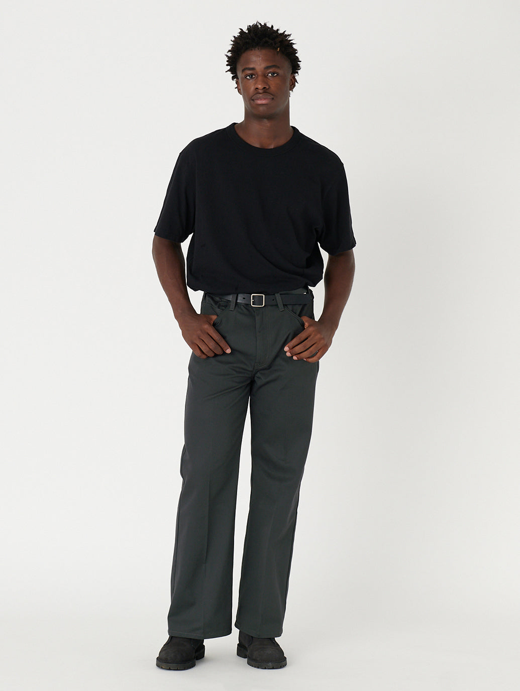 STA PREST フレア ブラック – リーバイス®公式オンラインストア