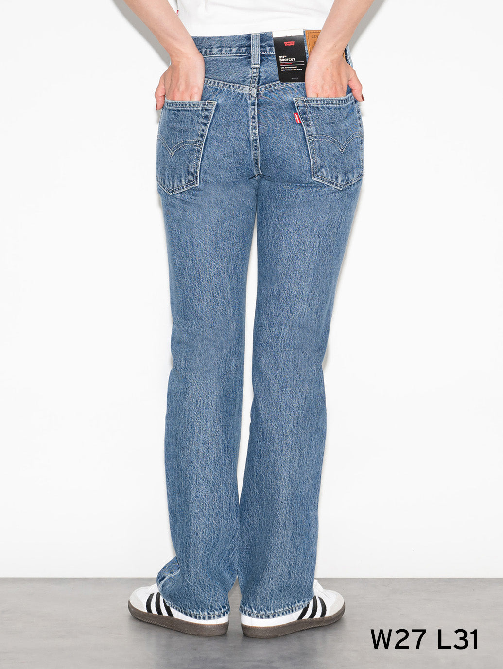 517™ ブーツカット ジーンズ ミディアムインディゴ – リーバイス®公式