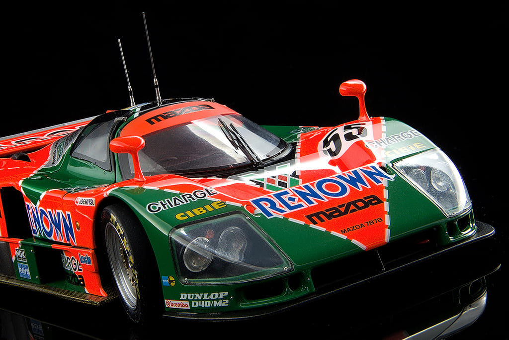超快挙！日本車初ル・マン24時間優勝！タミヤ製「マツダ787B」をドア