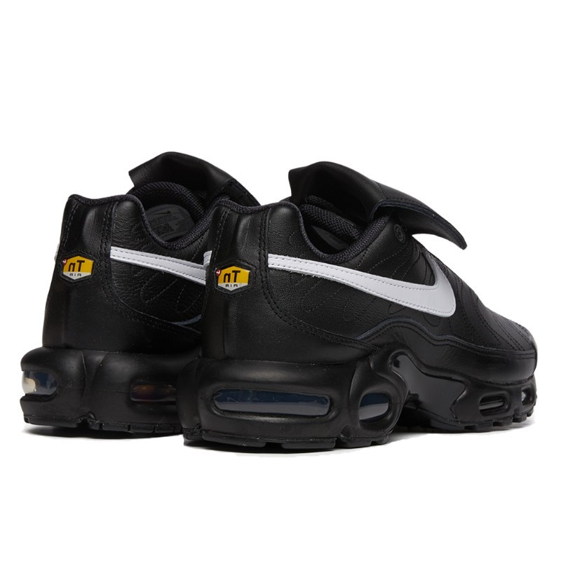 Nike Air Max Plus Tiempo Black White | Limited Resell