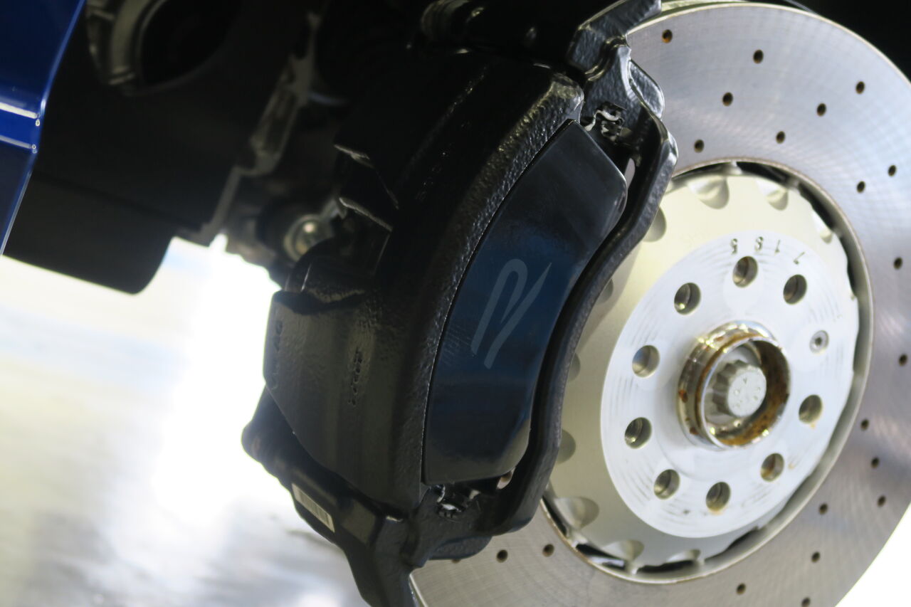 VW GOLF8.5 R × iSWEEP Brake Pad IS1500 : イシカワエンジニアリング