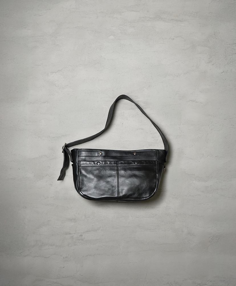 New Newspaper Bag S Size - Cow Skin(F Black/ブラック): CCU