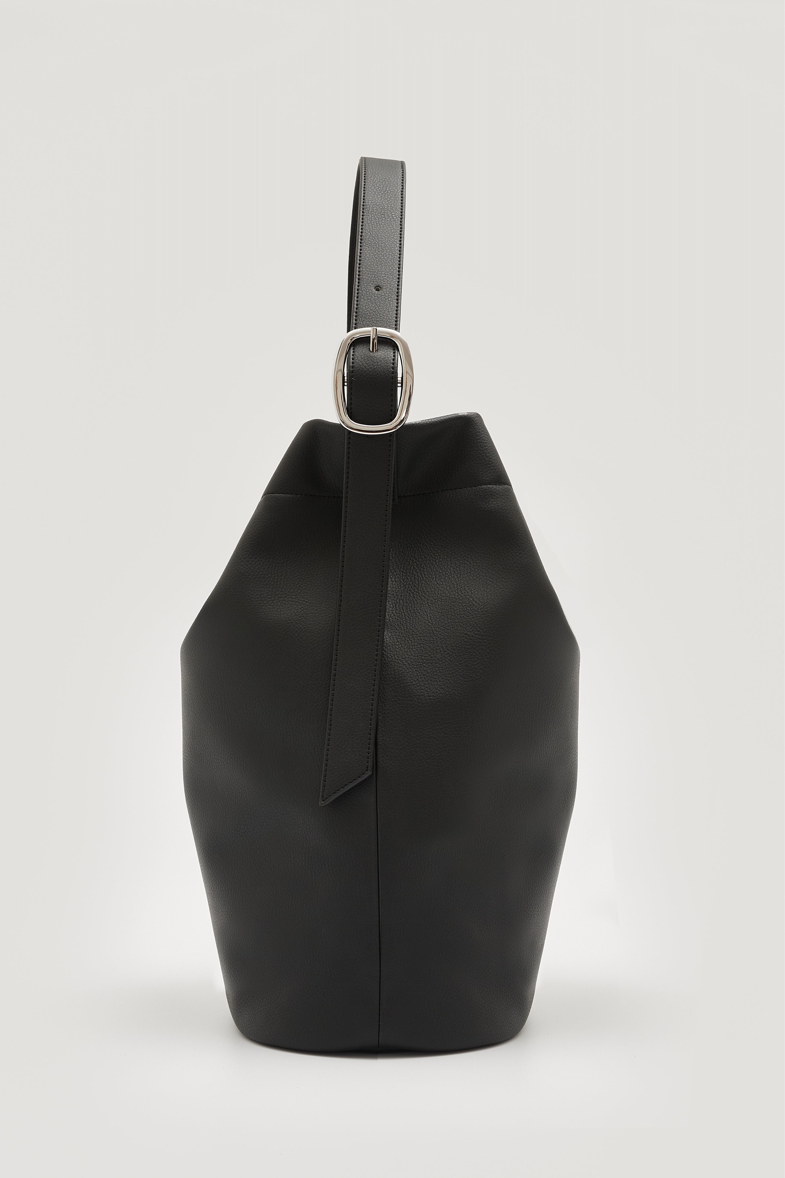 国産アップルレザー製トートバッグ「Apple 2Way Tote Bag」 | LOVST