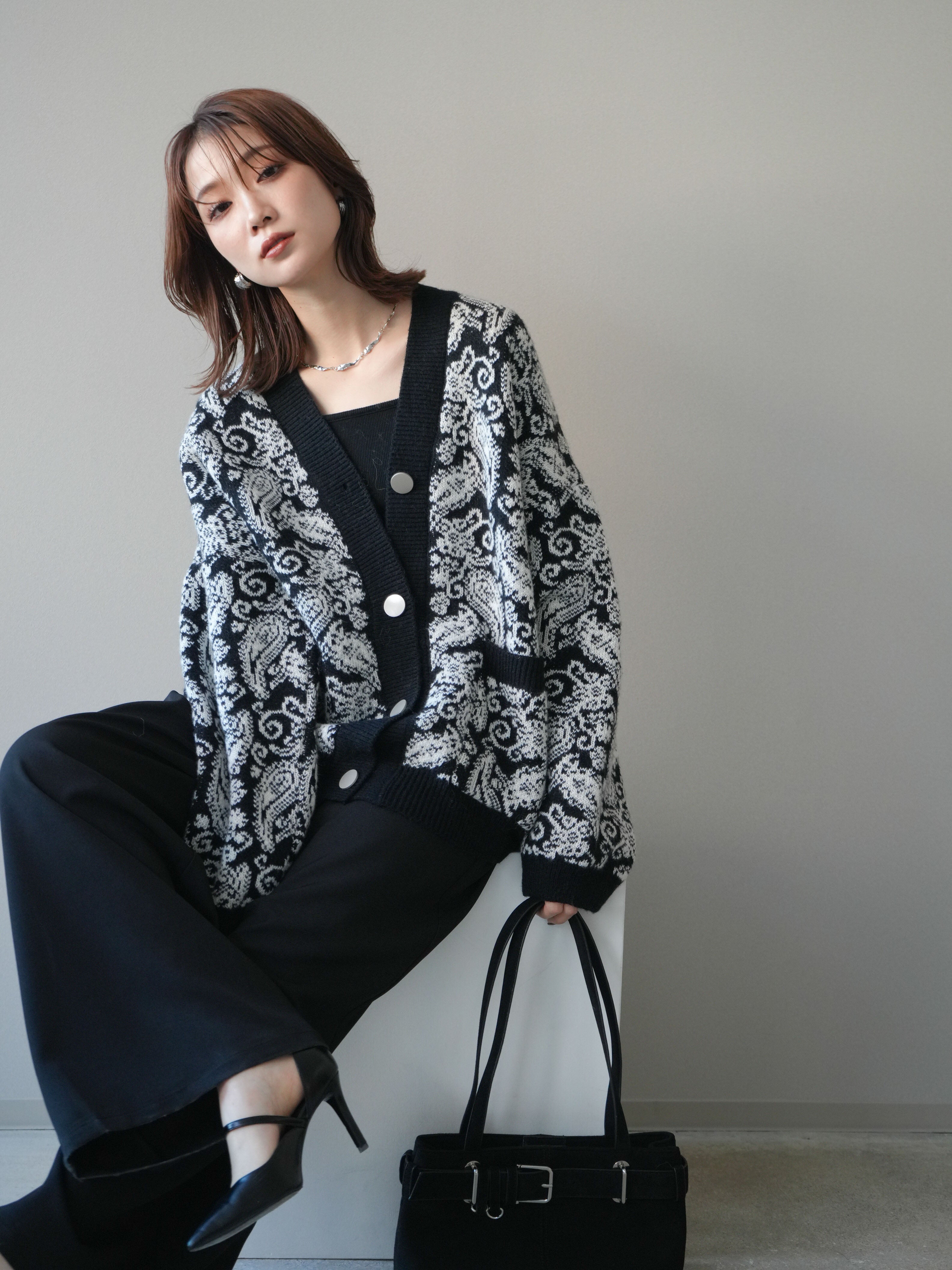 予約]ペイズリー柄ニットカーディガン/black – Lumier
