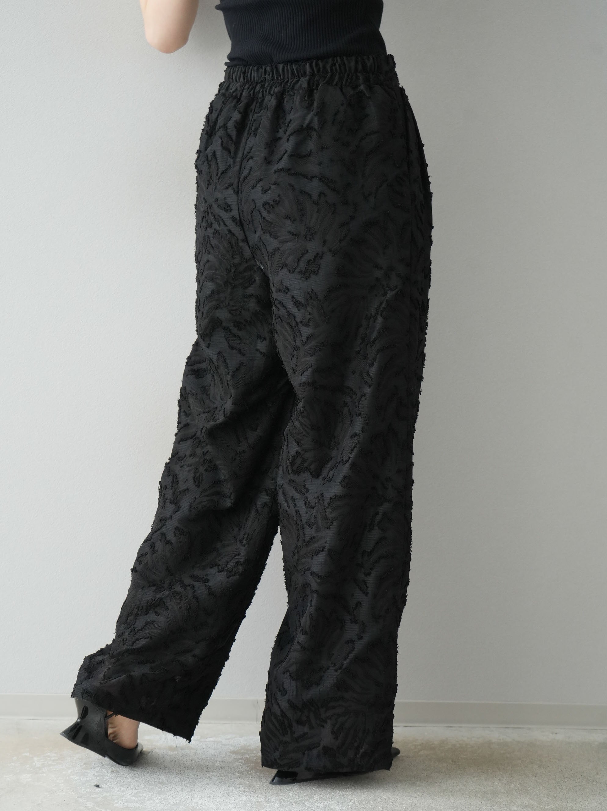 予約]シアージャガードタックワイドパンツ/ブラック – Lumier