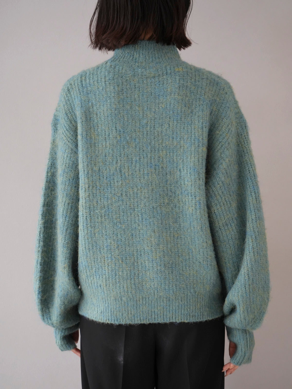 予約]フィンガーホールミックスヤーンモヘアタッチニットプルオーバー