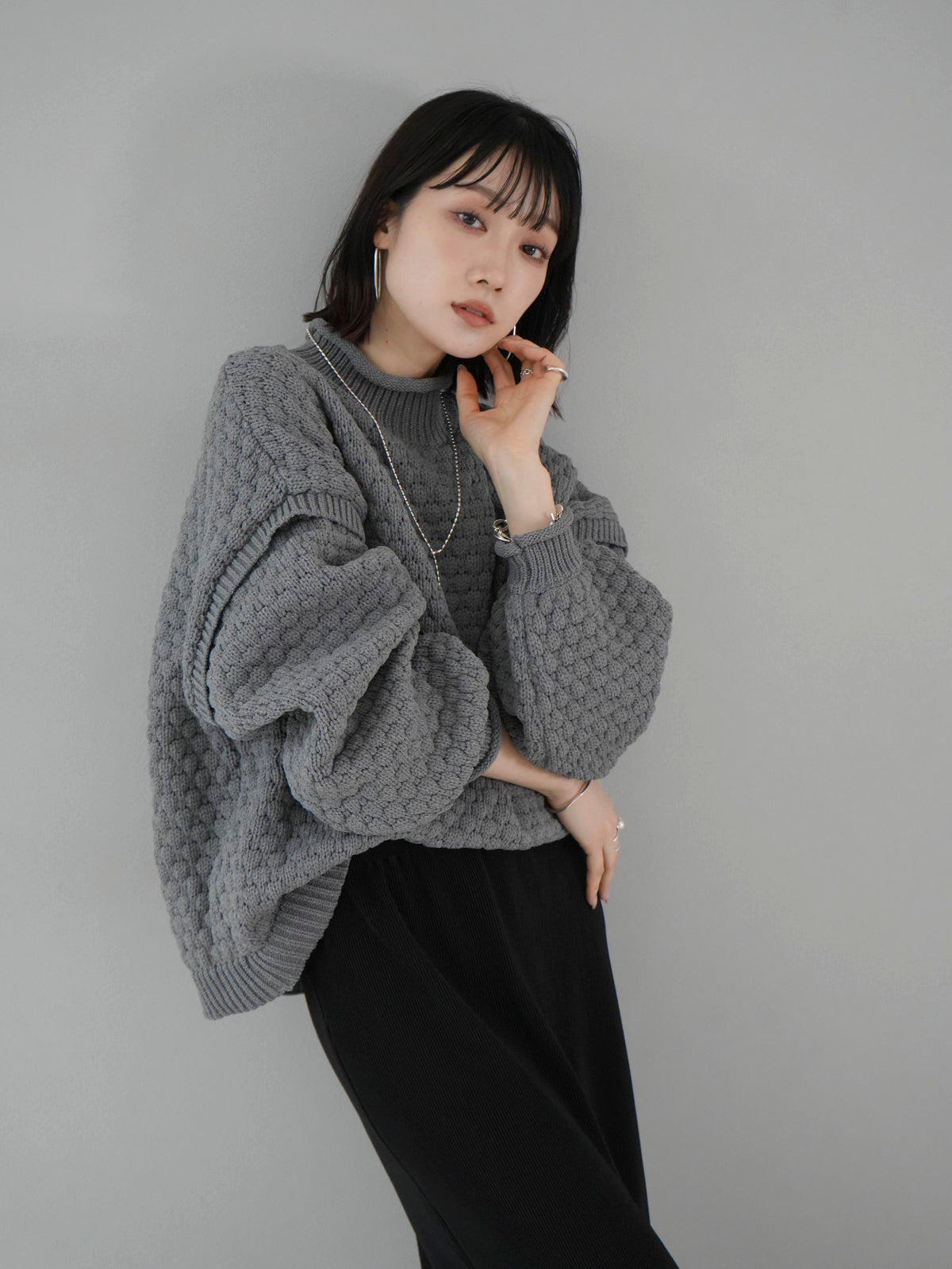 予約]ポップコーンポリエステルハイネックニットプルオーバー/グレー